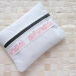 Multipurpose zipped purse w..